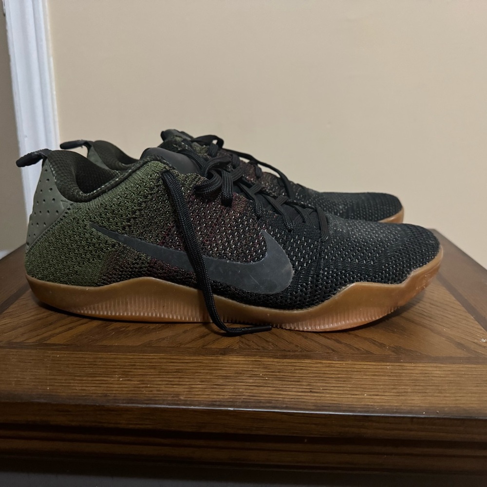 Nike Black and Green Athletic Shoes